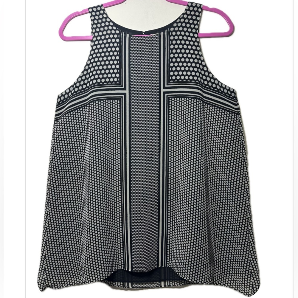 Max Studio Sleeveless Top - Black & White Geometric Polka‎ Dot Print - M, NWOT
